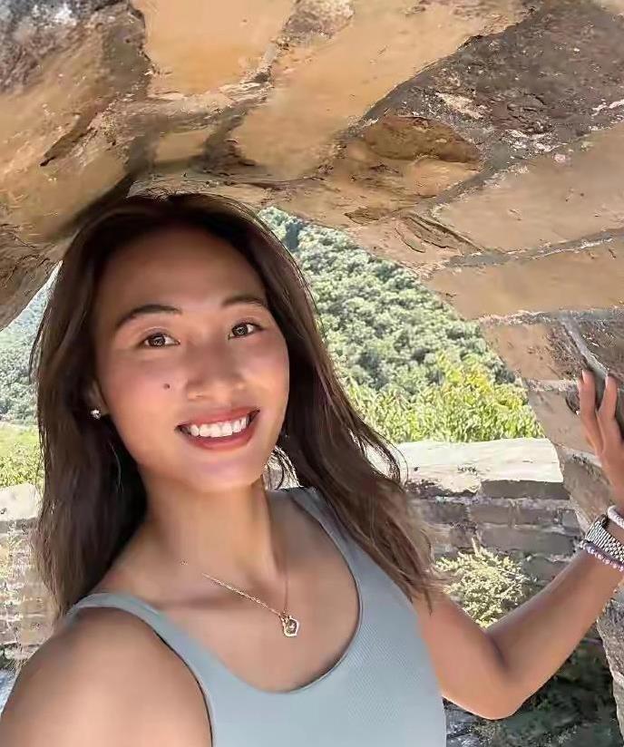 amp, 她从没喊过, 背后故事感