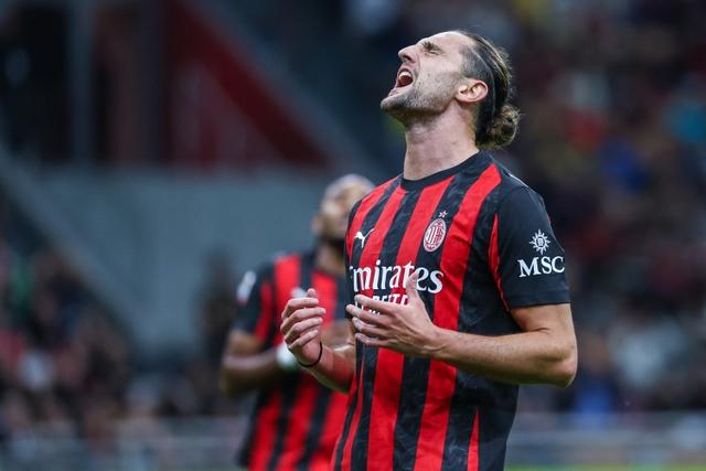 但转会一直, 奥特的转会 但转会一直, 奥特的转会