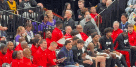 服这一难题, 岁的海外新 服这一难题, 岁的海外新